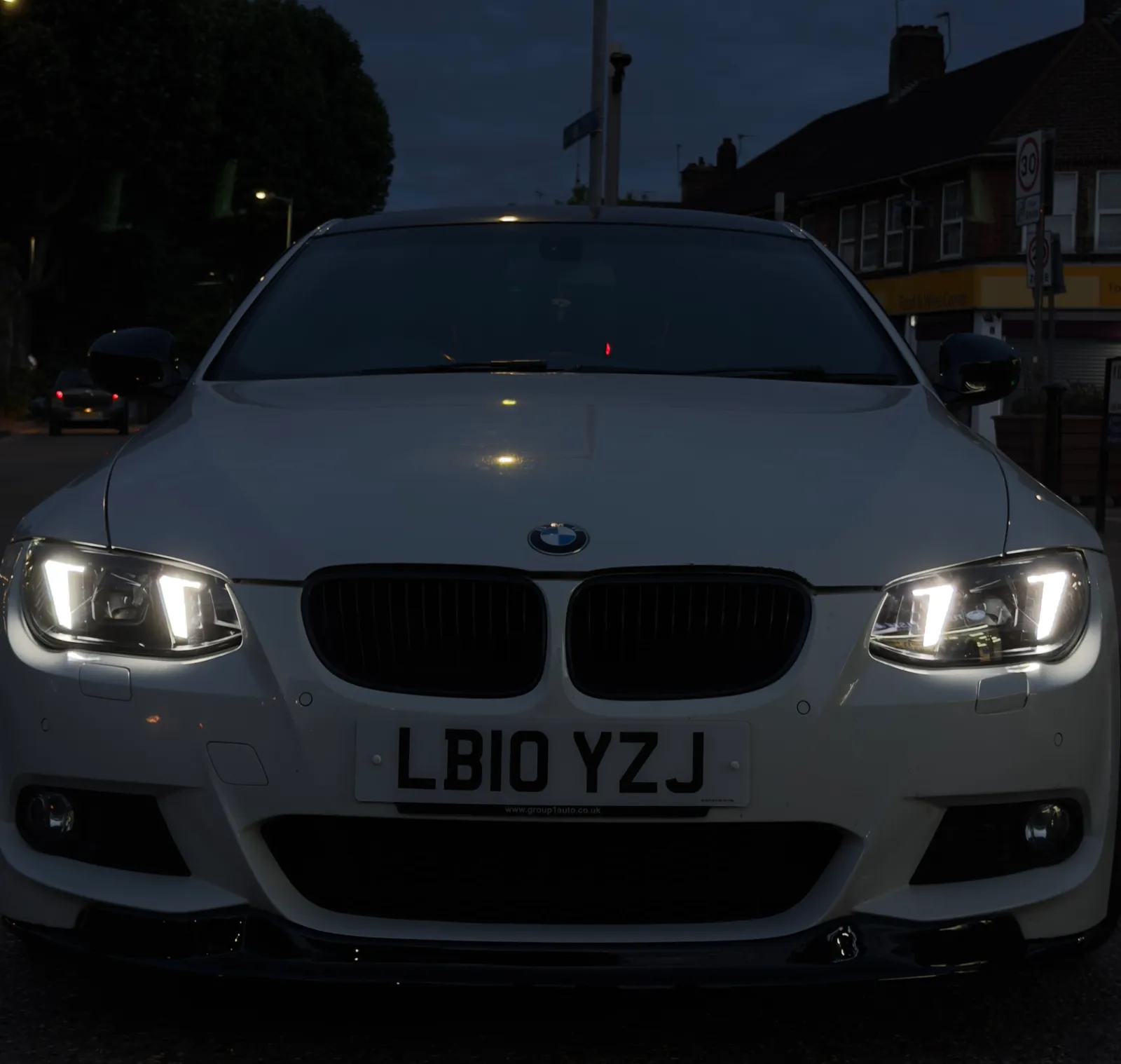 Review by Petru for ELERON BMW E92 Coupé & E92 M3 Schwarze LED-Scheinwerfer — Arrow-TFL 2010–2013
